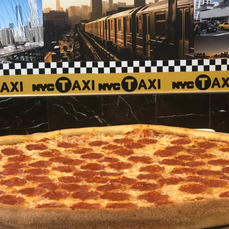 Lunch at our Italian Restaurant: Pizza, Pasta, and More