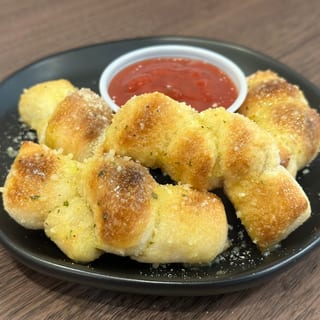 Garlic Knots
